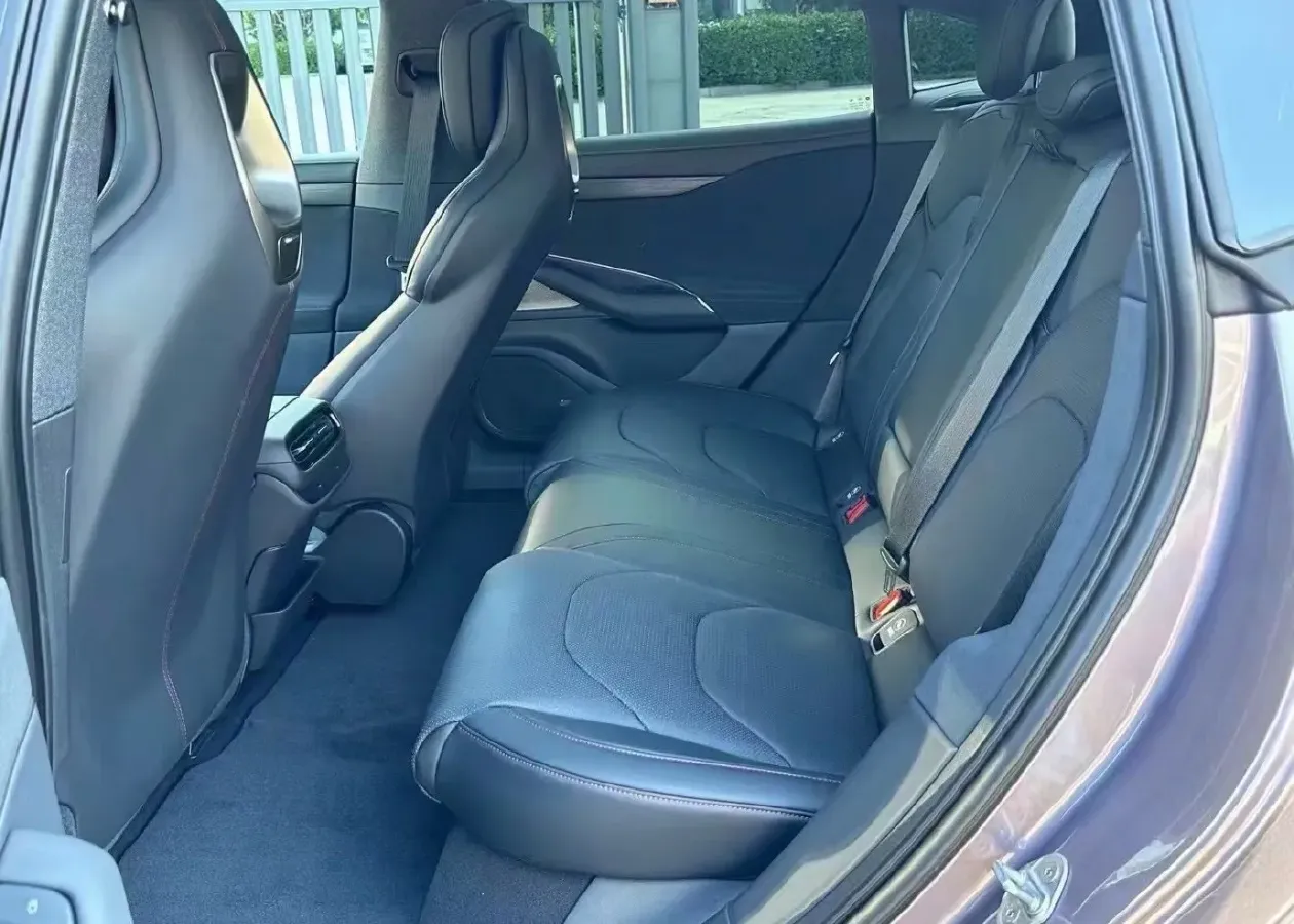 2024 MI SU7 BEV 101KWH,autocango,china used car exporter,china ev exporter,chinese used car exporter,chinese used ev exporter