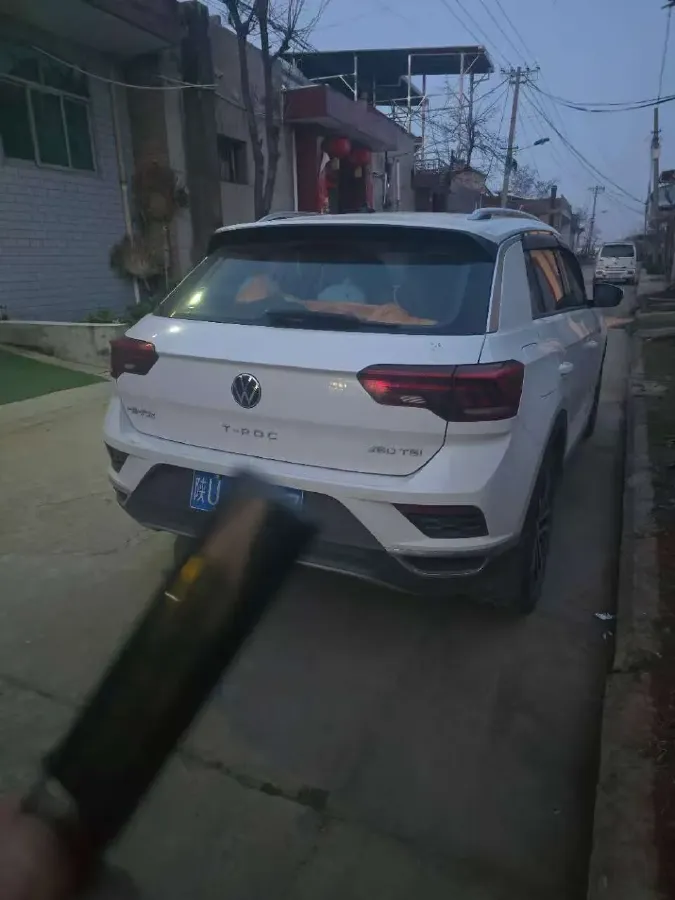 2021 Volkswagen T-Roc 1.4T 150HP L4 7DCT,autocango,china used car exporter,china ev exporter,chinese used car exporter,chinese used ev exporter