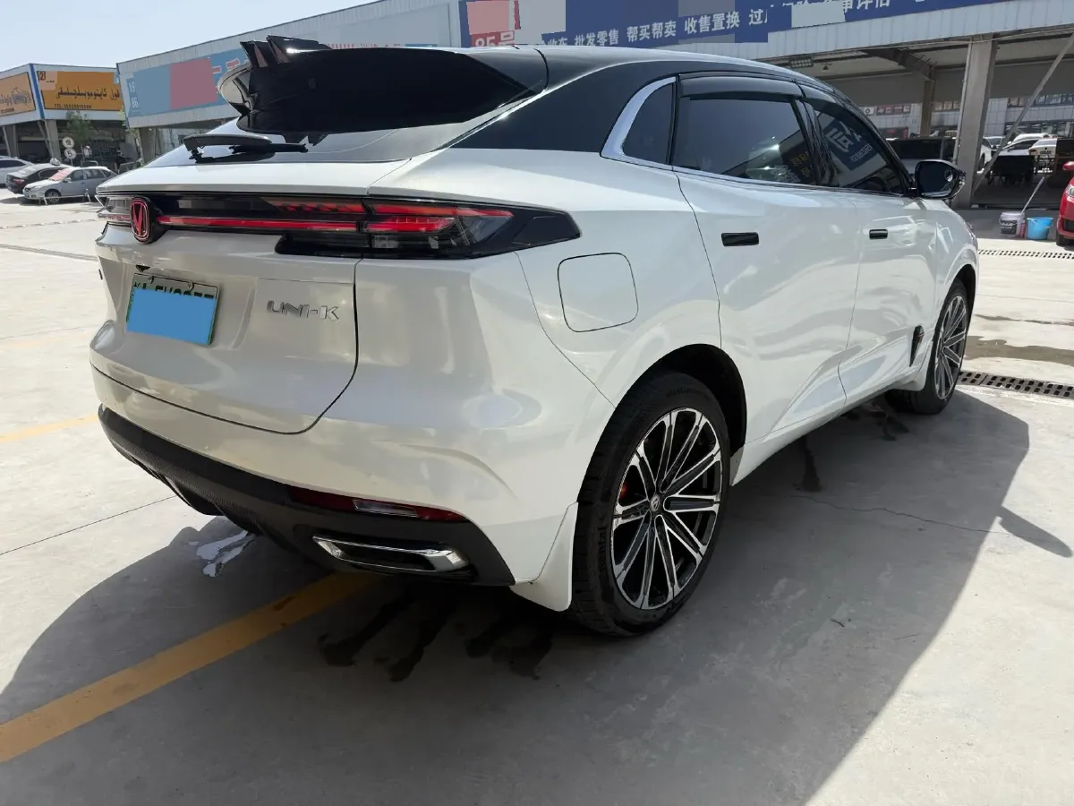 2023 ChangAn UNI-K iDD 1.5T 170HP L4 6TCT PHEV 28.39KWH,autocango,china used car exporter,china ev exporter,chinese used car exporter,chinese used ev exporter