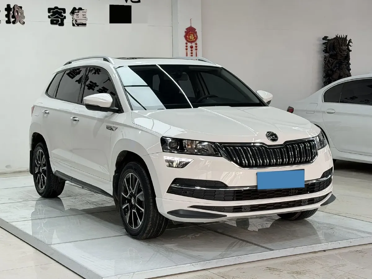 2022 Skoda Karoq 1.4T 150HP L4 7DCT,autocango,china used car exporter,china ev exporter,chinese used car exporter,chinese used ev exporter