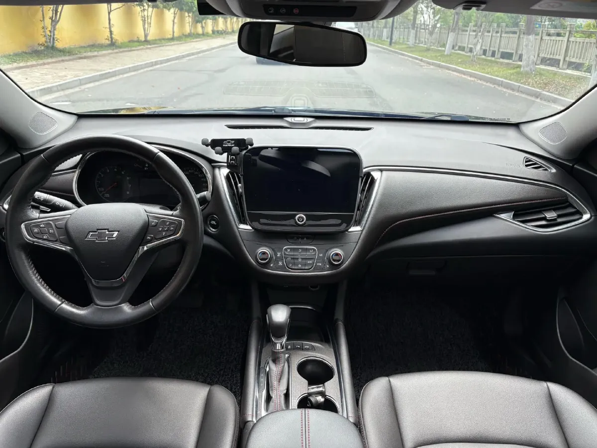 2022 Chevrolet Malibu XL 2.0T 237HP L4 9AT,autocango,china used car exporter,china ev exporter,chinese used car exporter,chinese used ev exporter