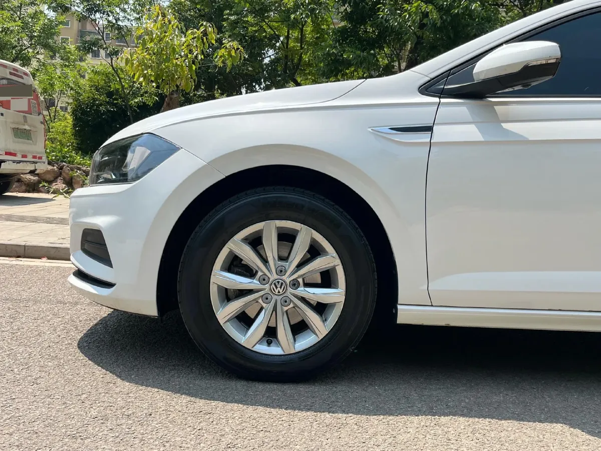 2019 Volkswagen Polo 1.5L 113HP L4 6AT,autocango,china used car exporter,china ev exporter,chinese used car exporter,chinese used ev exporter