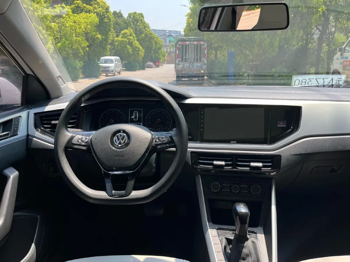 2019 Volkswagen Polo 1.5L 113HP L4 6AT,autocango,china used car exporter,china ev exporter,chinese used car exporter,chinese used ev exporter