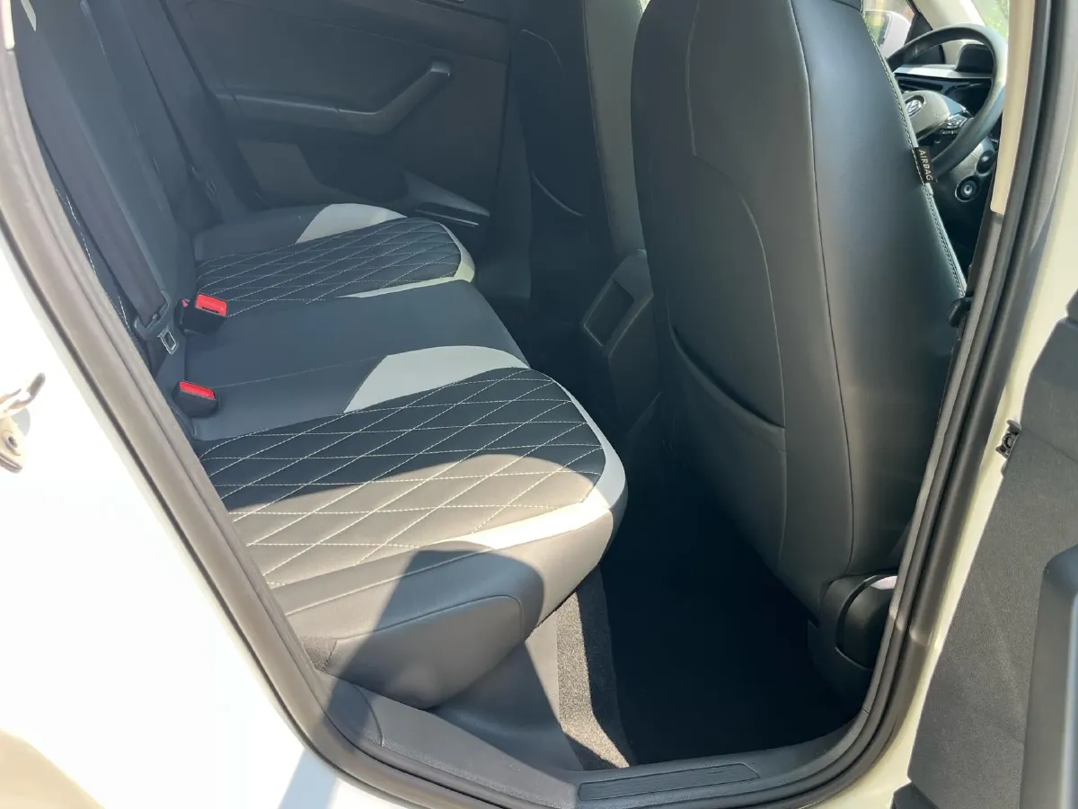 2019 Volkswagen Polo 1.5L 113HP L4 6AT,autocango,china used car exporter,china ev exporter,chinese used car exporter,chinese used ev exporter