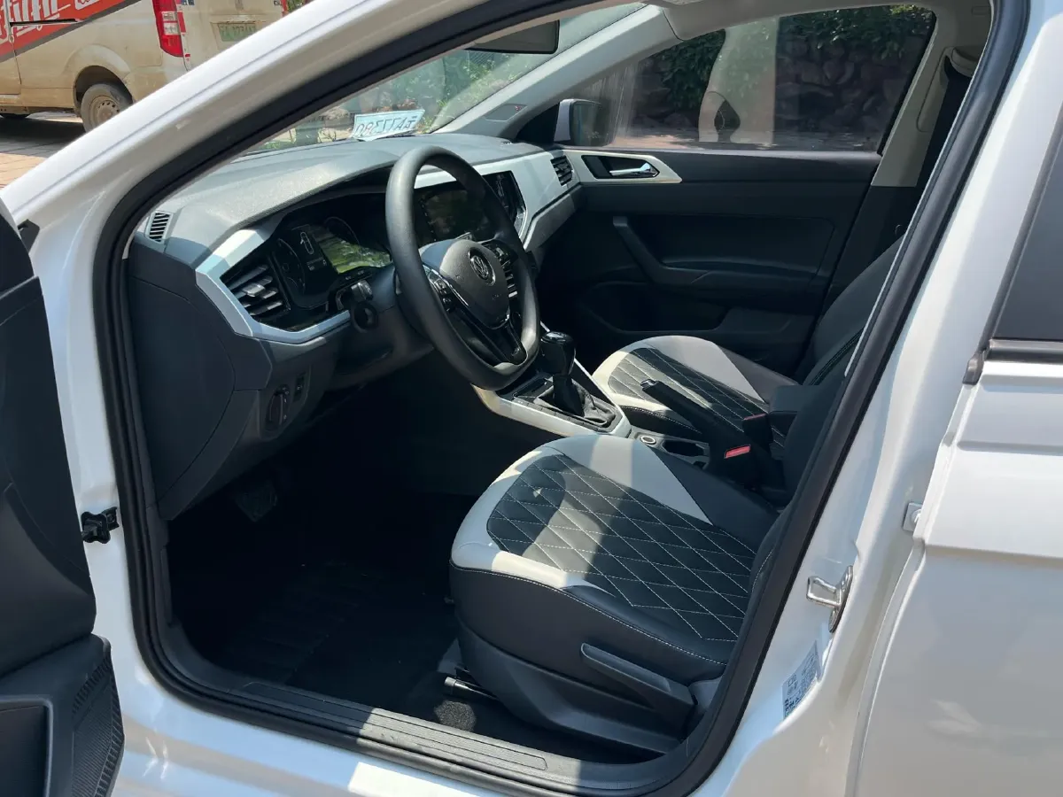 2019 Volkswagen Polo 1.5L 113HP L4 6AT,autocango,china used car exporter,china ev exporter,chinese used car exporter,chinese used ev exporter
