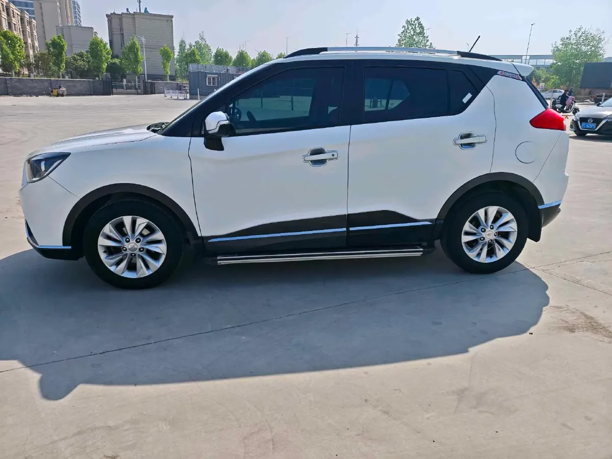 2017 HaiMa S5 Young Edition 1.6L 122HP L4 5MT,autocango,china used car exporter,china ev exporter,chinese used car exporter,chinese used ev exporter