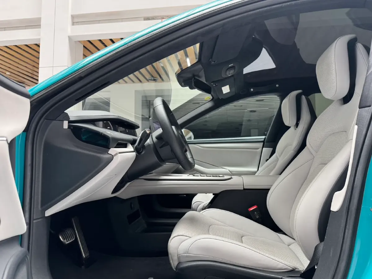 2024 MI SU7 BEV 101KWH,autocango,china used car exporter,china ev exporter,chinese used car exporter,chinese used ev exporter