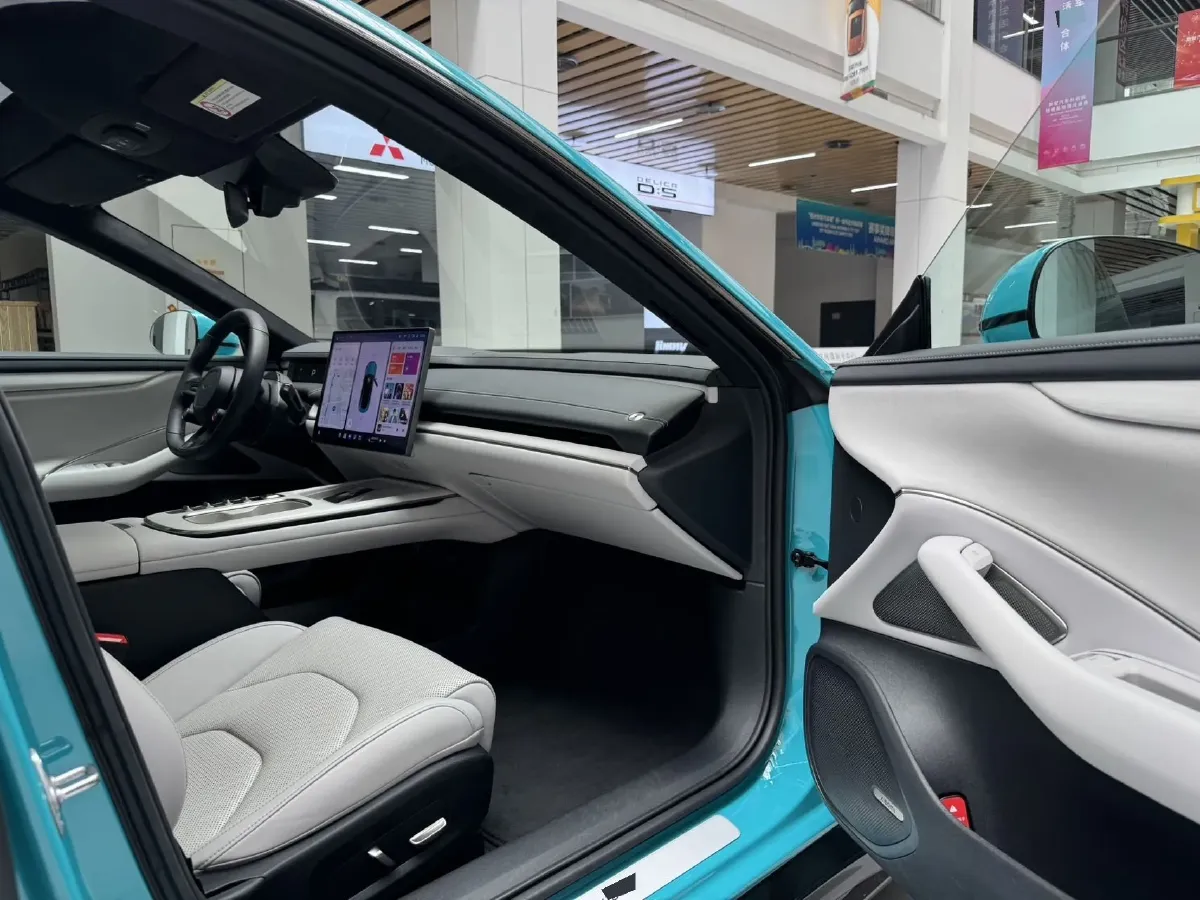 2024 MI SU7 BEV 101KWH,autocango,china used car exporter,china ev exporter,chinese used car exporter,chinese used ev exporter