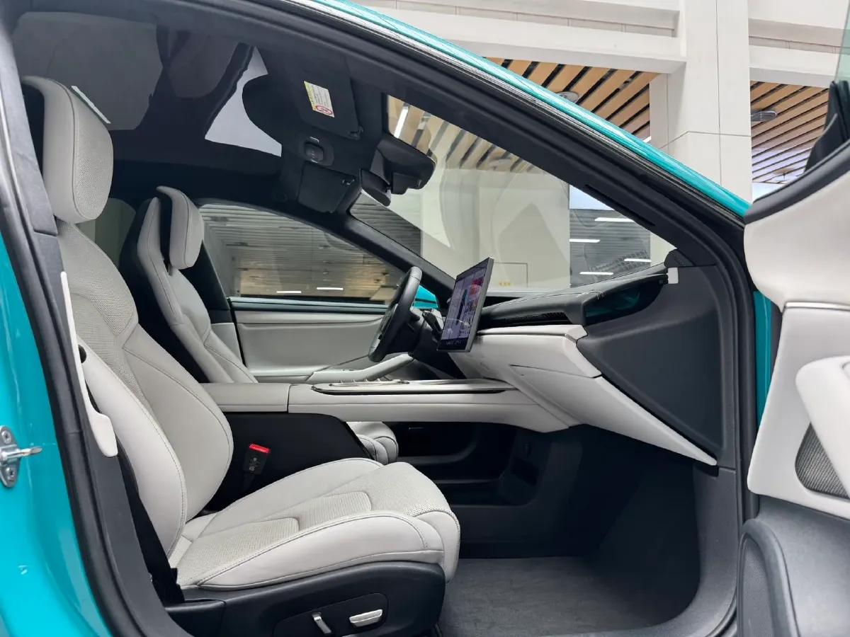 2024 MI SU7 BEV 101KWH,autocango,china used car exporter,china ev exporter,chinese used car exporter,chinese used ev exporter