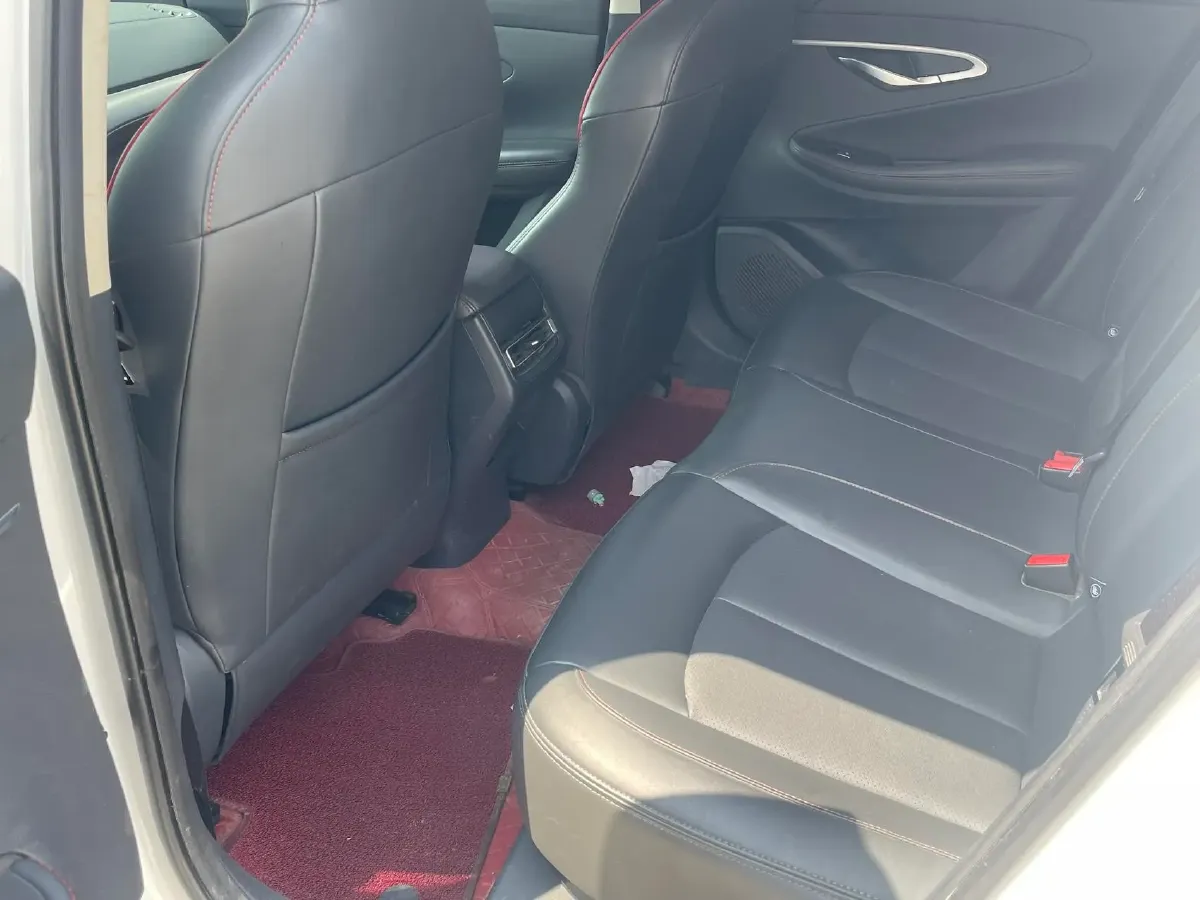 2020 ChangAn UNI-T 1.5T 180HP L4 7DCT,autocango,china used car exporter,china ev exporter,chinese used car exporter,chinese used ev exporter