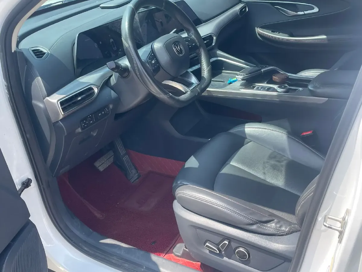 2020 ChangAn UNI-T 1.5T 180HP L4 7DCT,autocango,china used car exporter,china ev exporter,chinese used car exporter,chinese used ev exporter