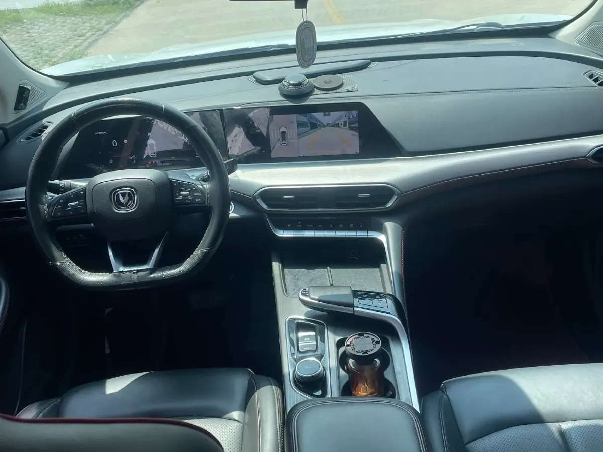 2020 ChangAn UNI-T 1.5T 180HP L4 7DCT,autocango,china used car exporter,china ev exporter,chinese used car exporter,chinese used ev exporter