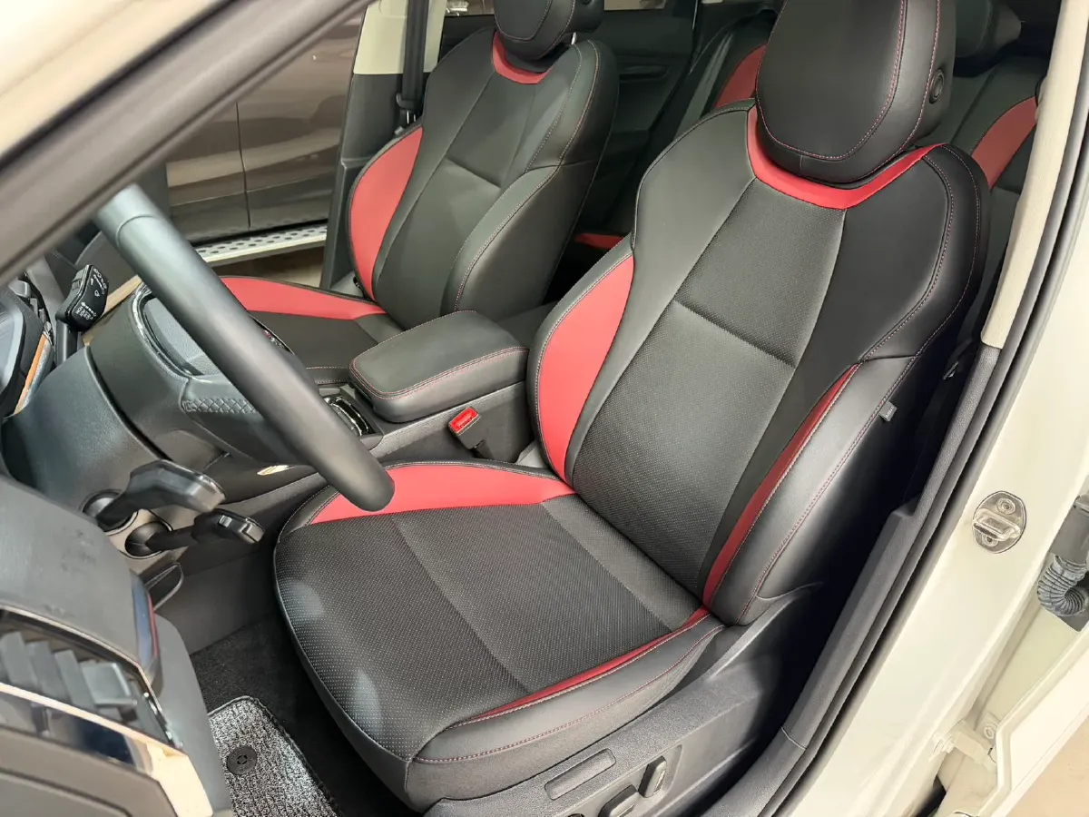 2022 Skoda Karoq 1.4T 150HP L4 7DCT,autocango,china used car exporter,china ev exporter,chinese used car exporter,chinese used ev exporter