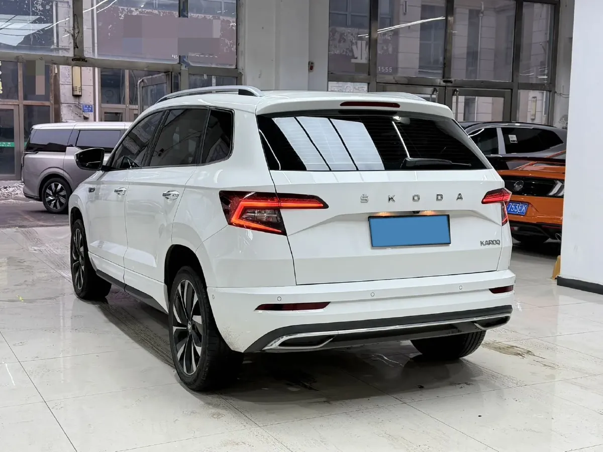 2022 Skoda Karoq 1.4T 150HP L4 7DCT,autocango,china used car exporter,china ev exporter,chinese used car exporter,chinese used ev exporter