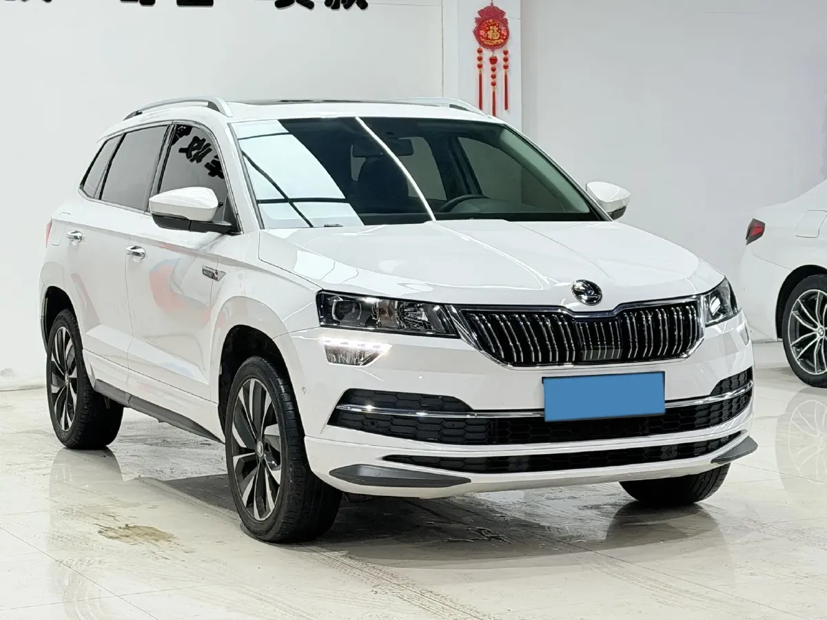 2022 Skoda Karoq 1.4T 150HP L4 7DCT,autocango,china used car exporter,china ev exporter,chinese used car exporter,chinese used ev exporter