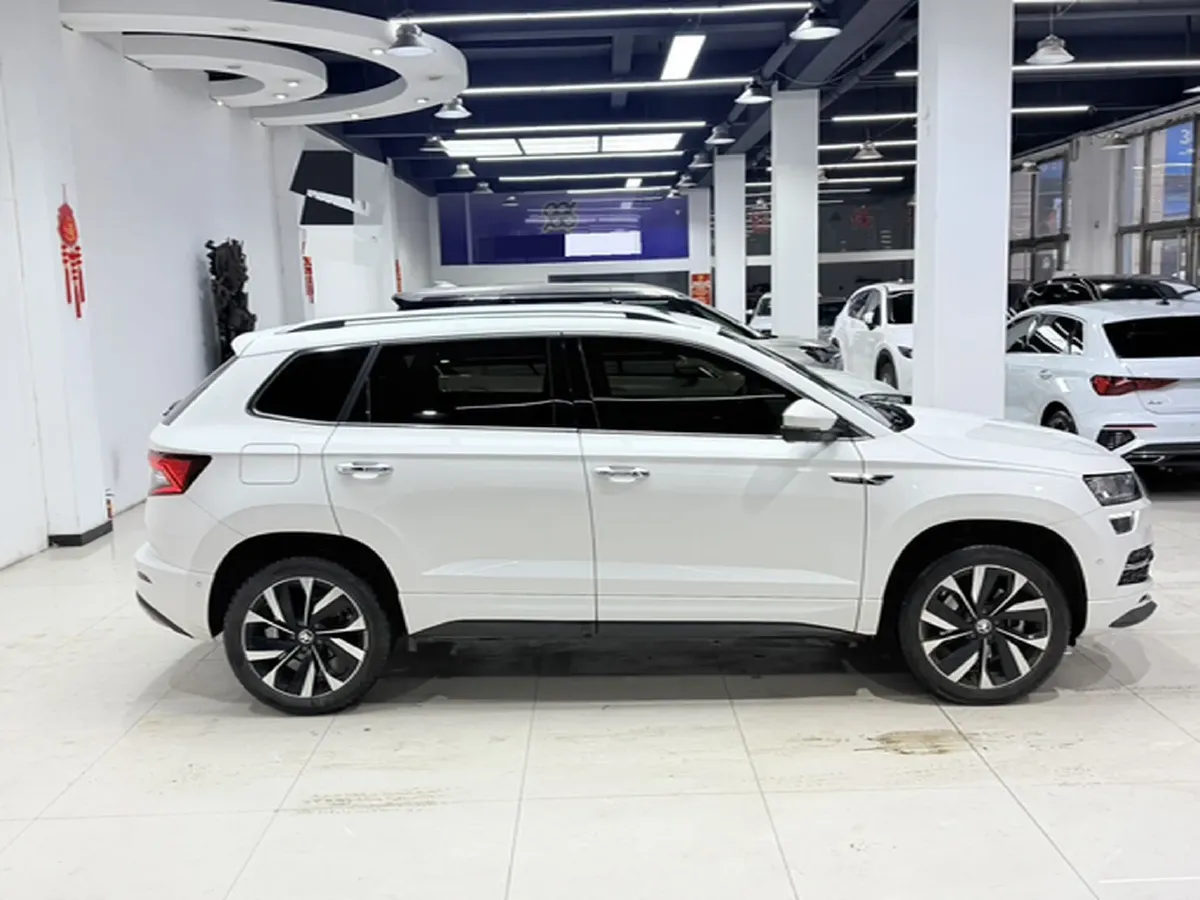 2022 Skoda Karoq 1.4T 150HP L4 7DCT,autocango,china used car exporter,china ev exporter,chinese used car exporter,chinese used ev exporter