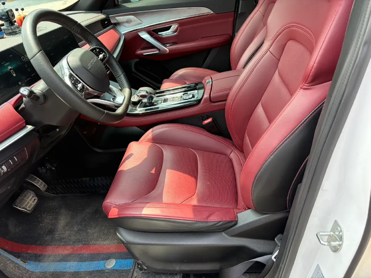 2021 Jetour X70 Plus 1.6T 197HP L4 7DCT,autocango,china used car exporter,china ev exporter,chinese used car exporter,chinese used ev exporter