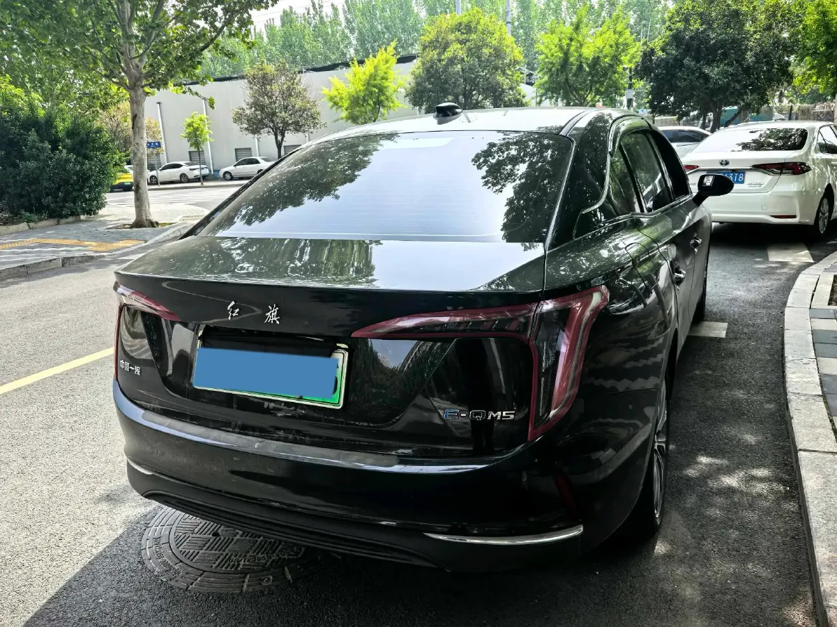 2022 HongQi E-QM5 BEV 54KWH,autocango,china used car exporter,china ev exporter,chinese used car exporter,chinese used ev exporter