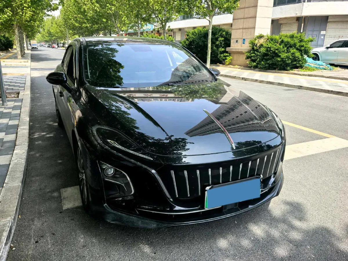 2022 HongQi E-QM5 BEV 54KWH,autocango,china used car exporter,china ev exporter,chinese used car exporter,chinese used ev exporter