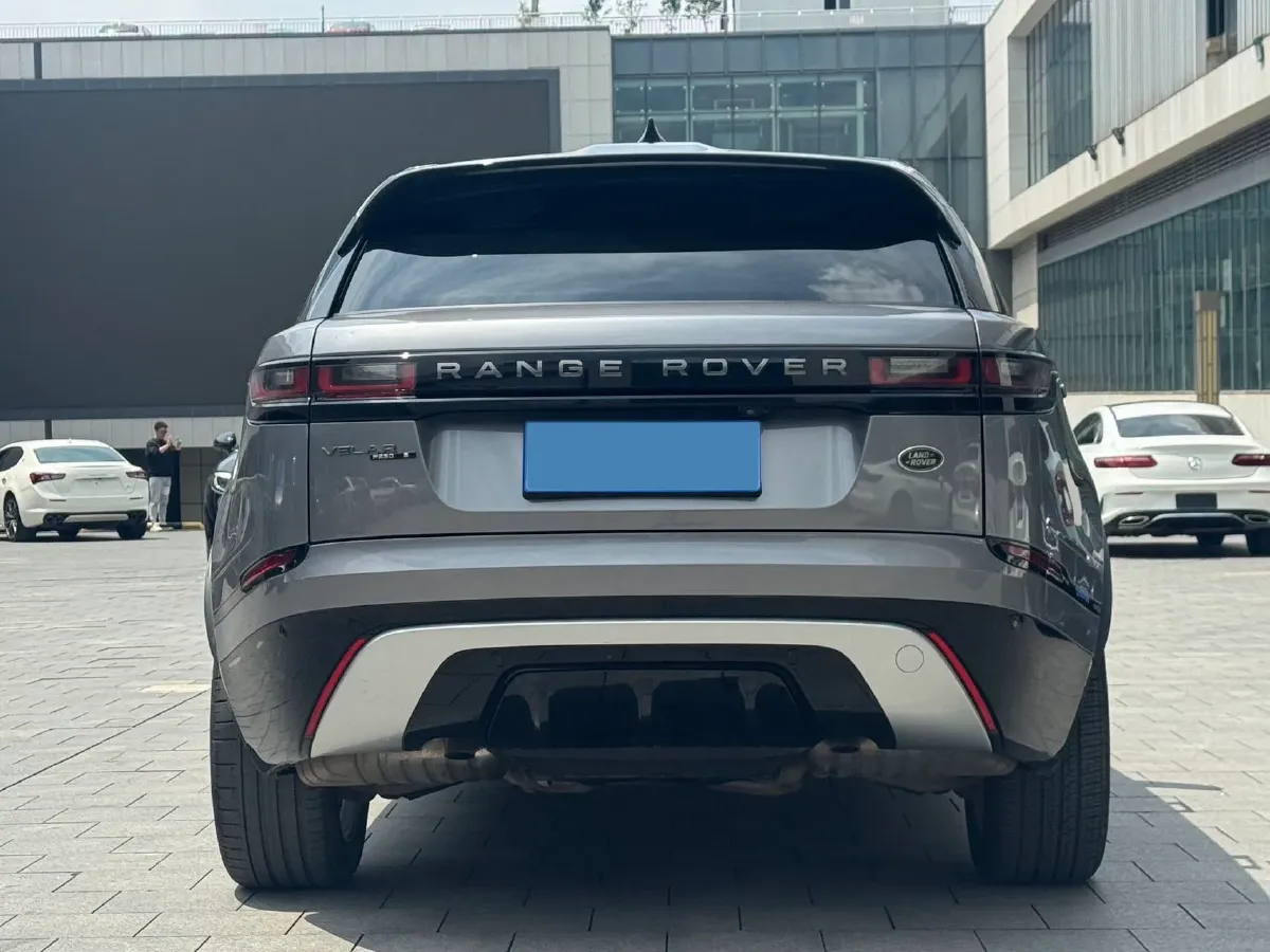 2020 Land Rover Range Rover Velar 2.0T 250HP L4 8AT,autocango,china used car exporter,china ev exporter,chinese used car exporter,chinese used ev exporter