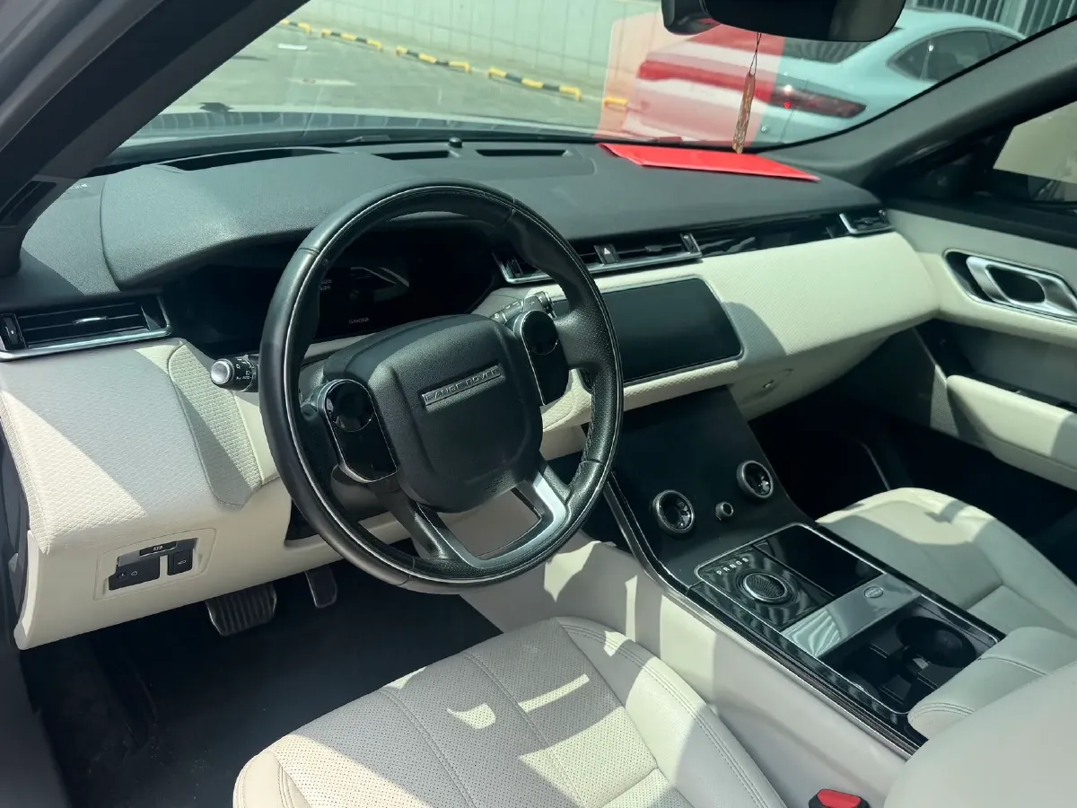 2020 Land Rover Range Rover Velar 2.0T 250HP L4 8AT,autocango,china used car exporter,china ev exporter,chinese used car exporter,chinese used ev exporter