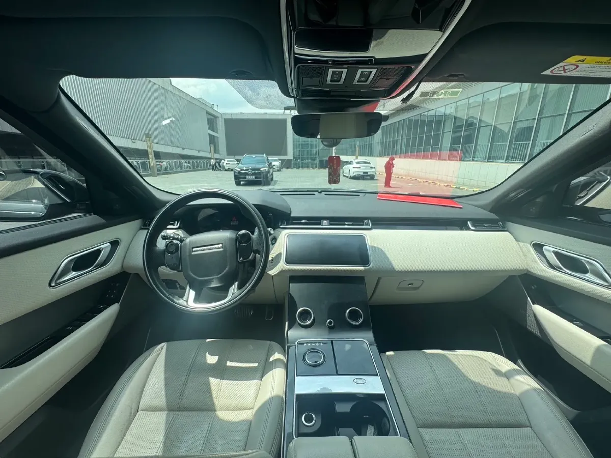 2020 Land Rover Range Rover Velar 2.0T 250HP L4 8AT,autocango,china used car exporter,china ev exporter,chinese used car exporter,chinese used ev exporter