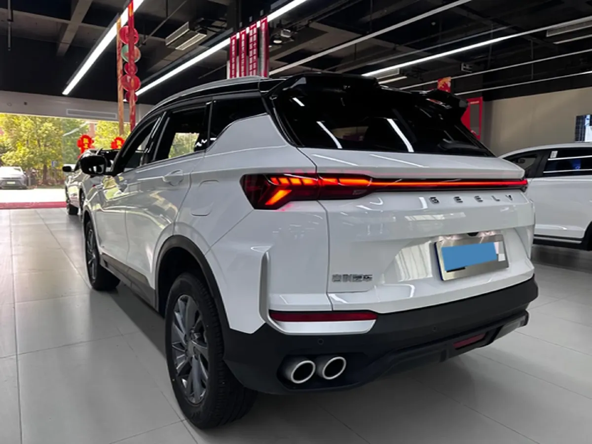 2025 Geely Coolray 1.5T 181HP L4 7DCT,autocango,china used car exporter,china ev exporter,chinese used car exporter,chinese used ev exporter