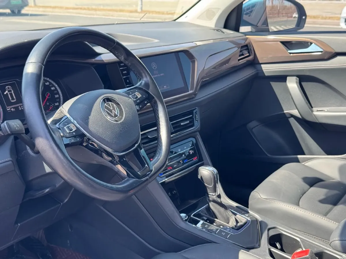 2021 Volkswagen Tharu 1.4T 150HP L4 7DCT,autocango,china used car exporter,china ev exporter,chinese used car exporter,chinese used ev exporter