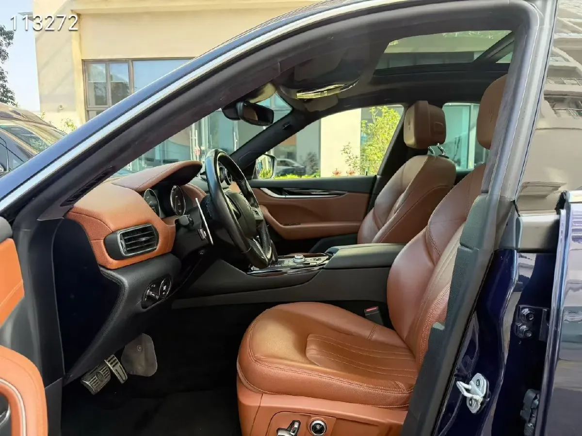 2021 Maserati Levante 3.0T 350HP V6 8AT,autocango,china used car exporter,china ev exporter,chinese used car exporter,chinese used ev exporter