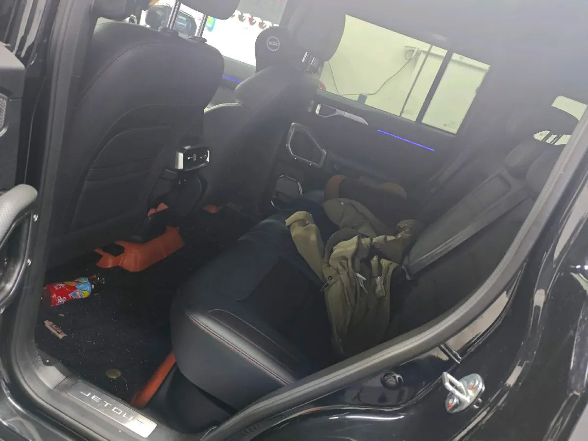 2023 Jetour Traveller 2.0T 254HP L4 8AT,autocango,china used car exporter,china ev exporter,chinese used car exporter,chinese used ev exporter