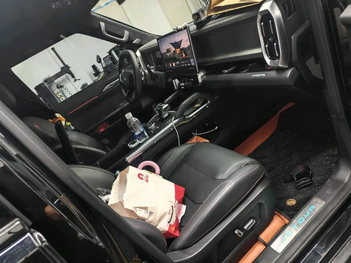 2023 Jetour Traveller 2.0T 254HP L4 8AT,autocango,china used car exporter,china ev exporter,chinese used car exporter,chinese used ev exporter