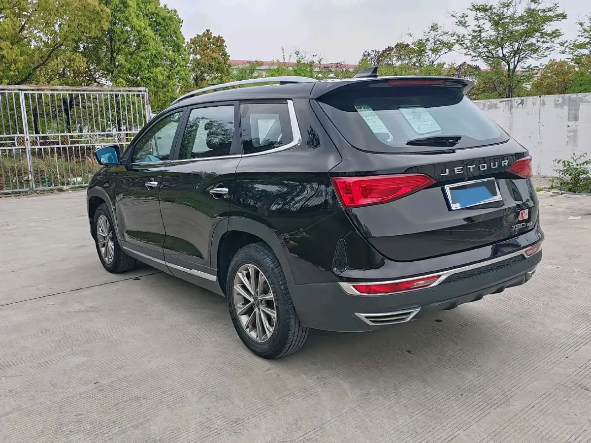 2020 Jetour X90 1.5T 156HP L4 6MT,autocango,china used car exporter,china ev exporter,chinese used car exporter,chinese used ev exporter