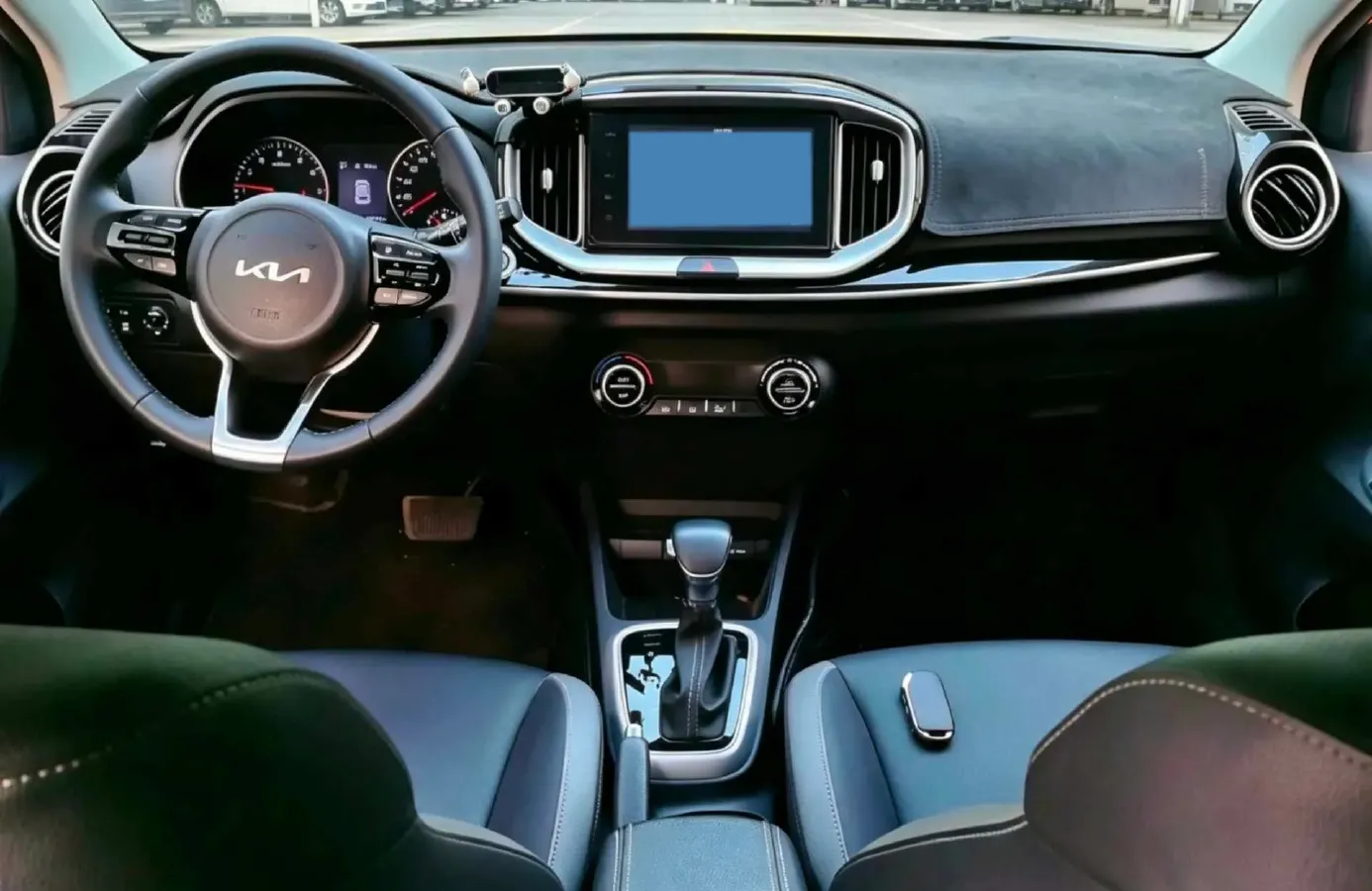 2021 Kia KX1 1.4L 100HP L4 CVT,autocango,china used car exporter,china ev exporter,chinese used car exporter,chinese used ev exporter