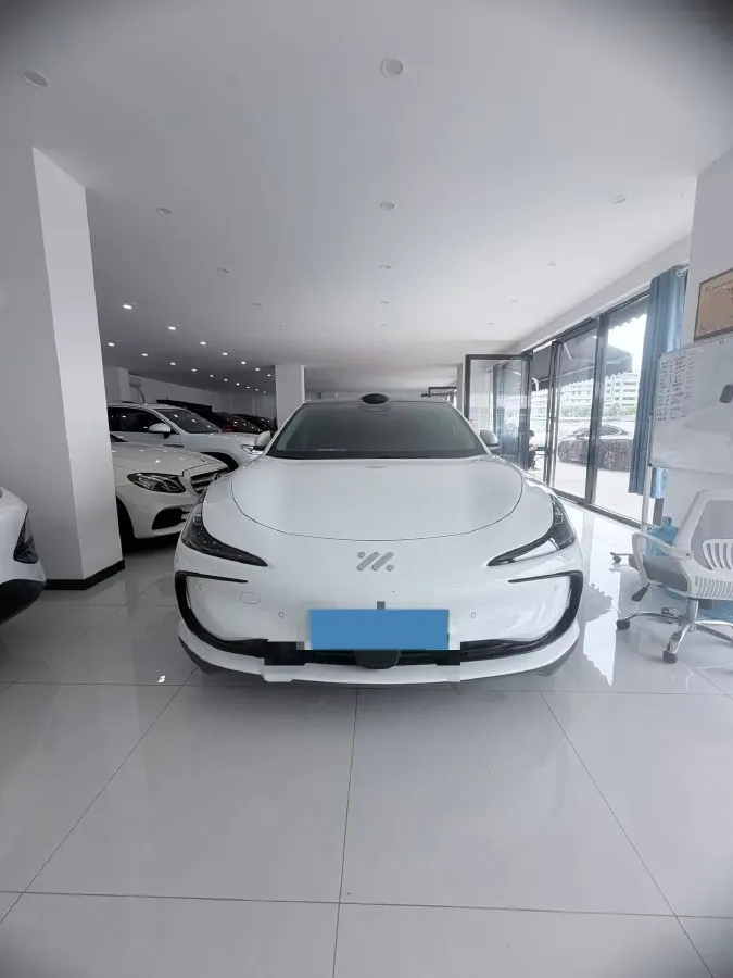 2024 IM L6 BEV 100KWH,autocango,china used car exporter,china ev exporter,chinese used car exporter,chinese used ev exporter