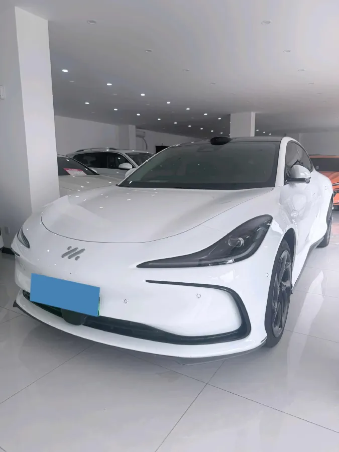 2024 IM L6 BEV 100KWH,autocango,china used car exporter,china ev exporter,chinese used car exporter,chinese used ev exporter