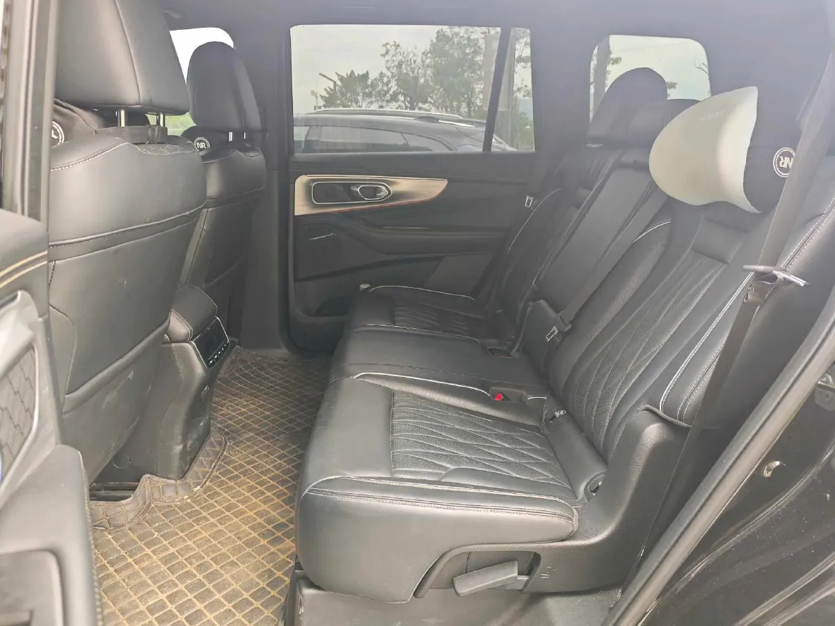 2022 GAC Trumpchi GS8 2.0T 252HP L4 8AT,autocango,china used car exporter,china ev exporter,chinese used car exporter,chinese used ev exporter