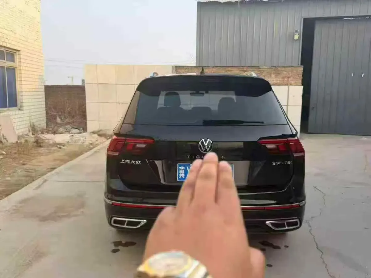 2024 Volkswagen Tiguan L 2.0T 186HP L4 7DCT,autocango,china used car exporter,china ev exporter,chinese used car exporter,chinese used ev exporter