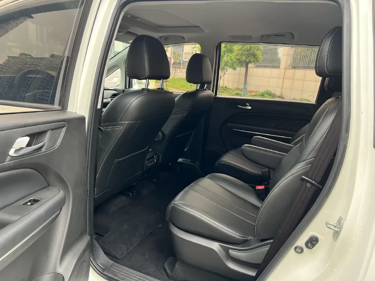 2021 GAC Trumpchi M6 1.5T 169HP L4 7DCT,autocango,china used car exporter,china ev exporter,chinese used car exporter,chinese used ev exporter