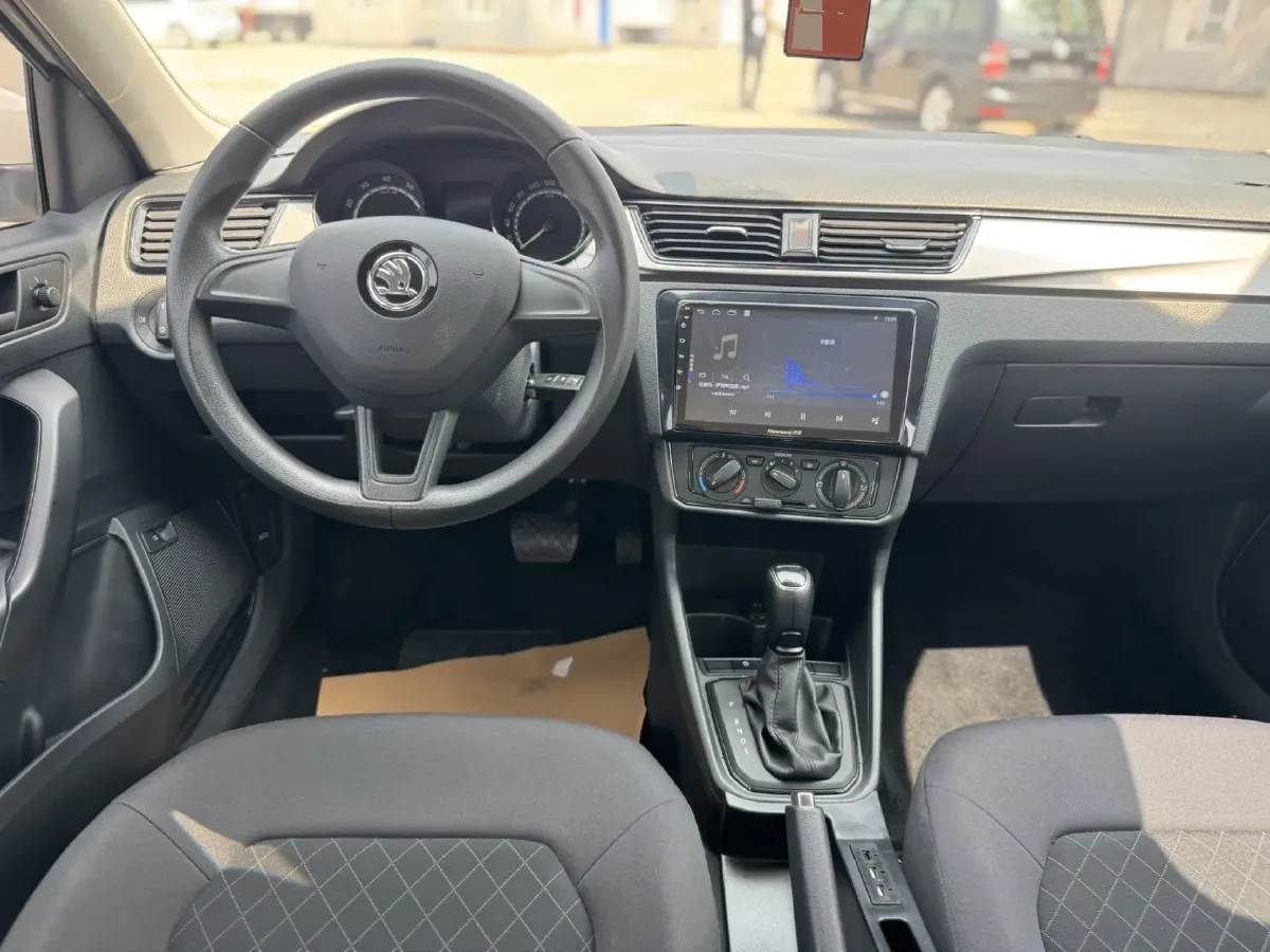 2020 Skoda Rapid 1.5L 112HP L4 6AT,autocango,china used car exporter,china ev exporter,chinese used car exporter,chinese used ev exporter