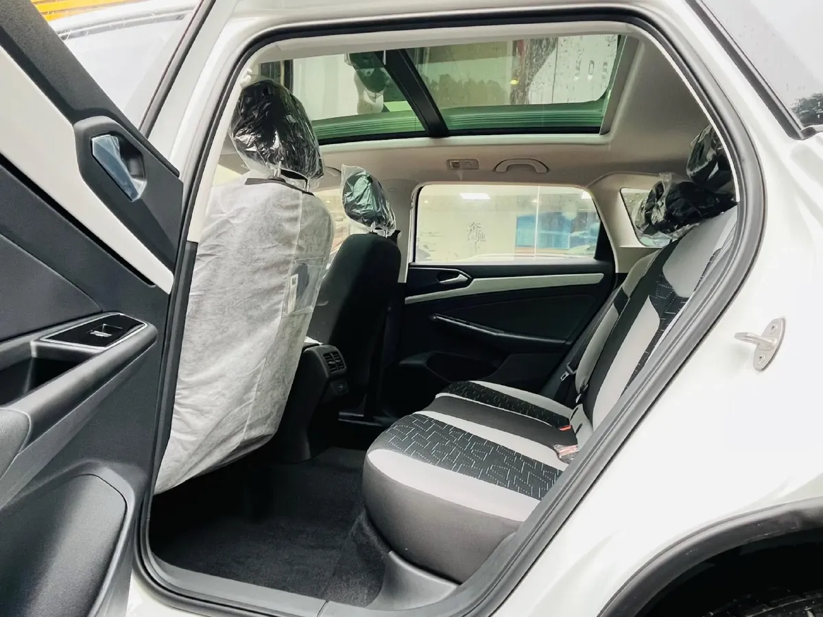 2024 Jetta VS7 1.4T 150HP L4 6AT,autocango,china used car exporter,china ev exporter,chinese used car exporter,chinese used ev exporter