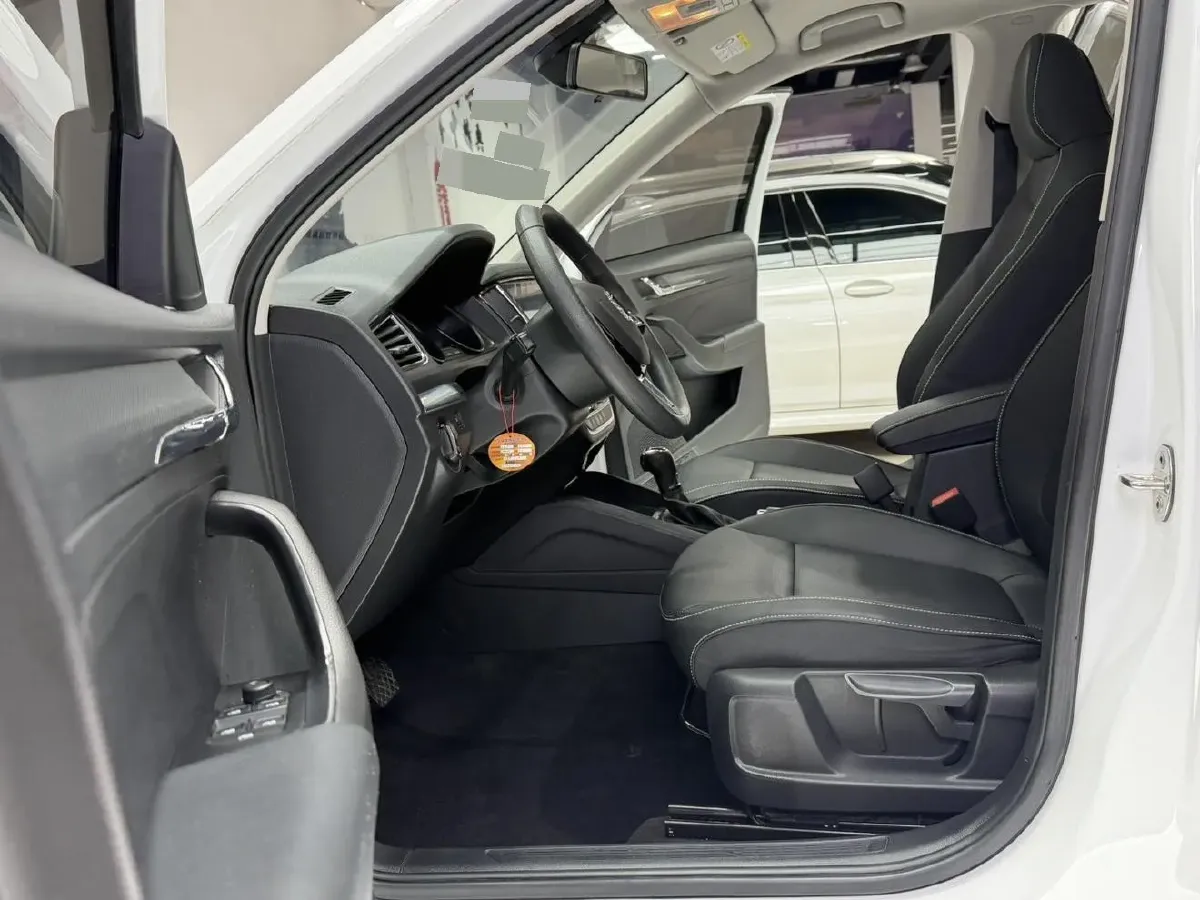 2023 Skoda Kamiq 1.5L 112HP L4 6AT,autocango,china used car exporter,china ev exporter,chinese used car exporter,chinese used ev exporter