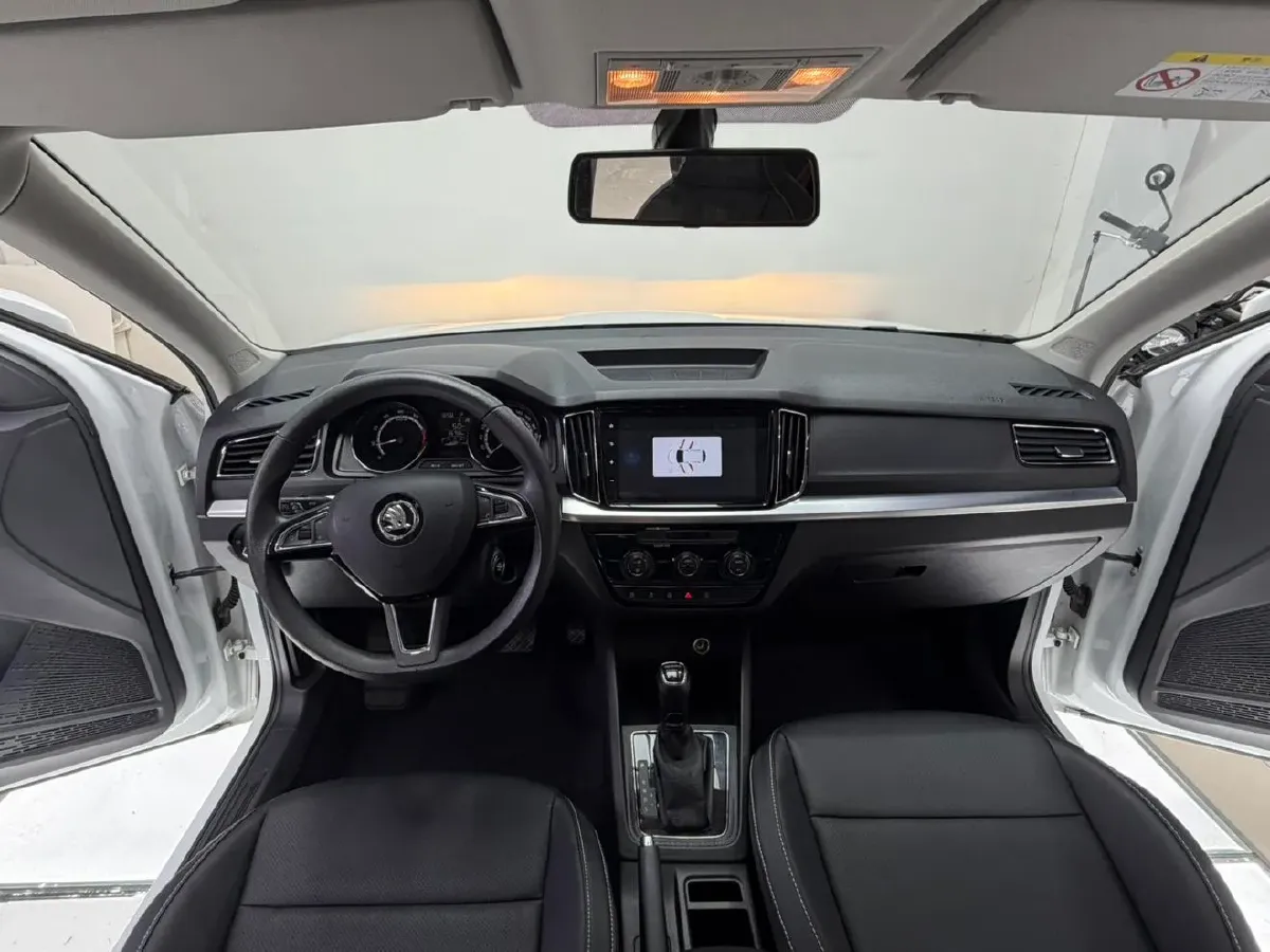 2023 Skoda Kamiq 1.5L 112HP L4 6AT,autocango,china used car exporter,china ev exporter,chinese used car exporter,chinese used ev exporter