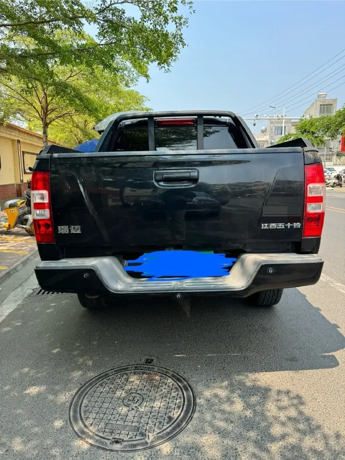 2022 Isuzu RE-MAX Jim 2.8T 120HP L4 5MT,autocango,china used car exporter,china ev exporter,chinese used car exporter,chinese used ev exporter