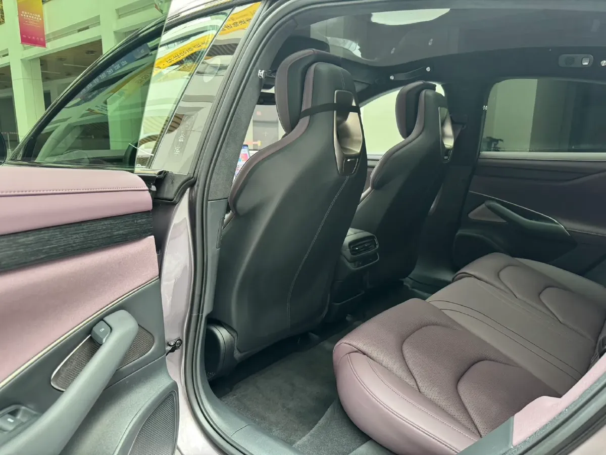 2024 MI SU7 BEV 101KWH,autocango,china used car exporter,china ev exporter,chinese used car exporter,chinese used ev exporter