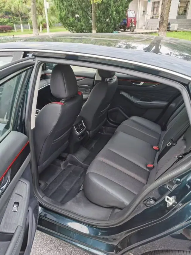 2021 DongFeng Aeolus YiXuan MAX 1.5T 190HP L4 7DCT,autocango,china used car exporter,china ev exporter,chinese used car exporter,chinese used ev exporter