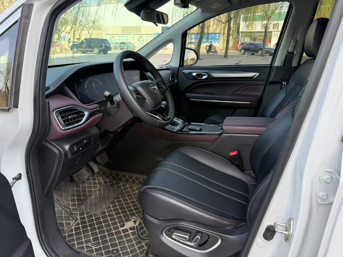 2023 GAC Trumpchi M6 1.5T 177HP L4 7DCT,autocango,china used car exporter,china ev exporter,chinese used car exporter,chinese used ev exporter