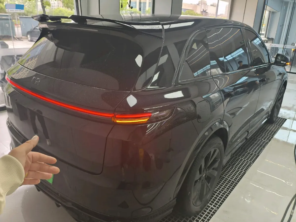 2023 Li L7 Range Extended 154HP REEV 40.9KWH,autocango,china used car exporter,china ev exporter,chinese used car exporter,chinese used ev exporter