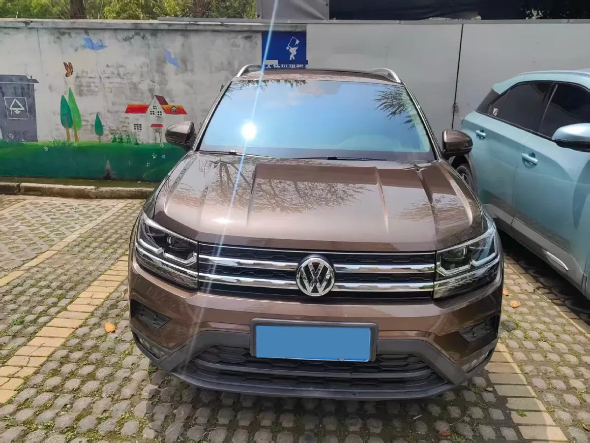 2019 MINI MINI 1.5T 102HP L3 7DCT,autocango,china used car exporter,china ev exporter,chinese used car exporter,chinese used ev exporter