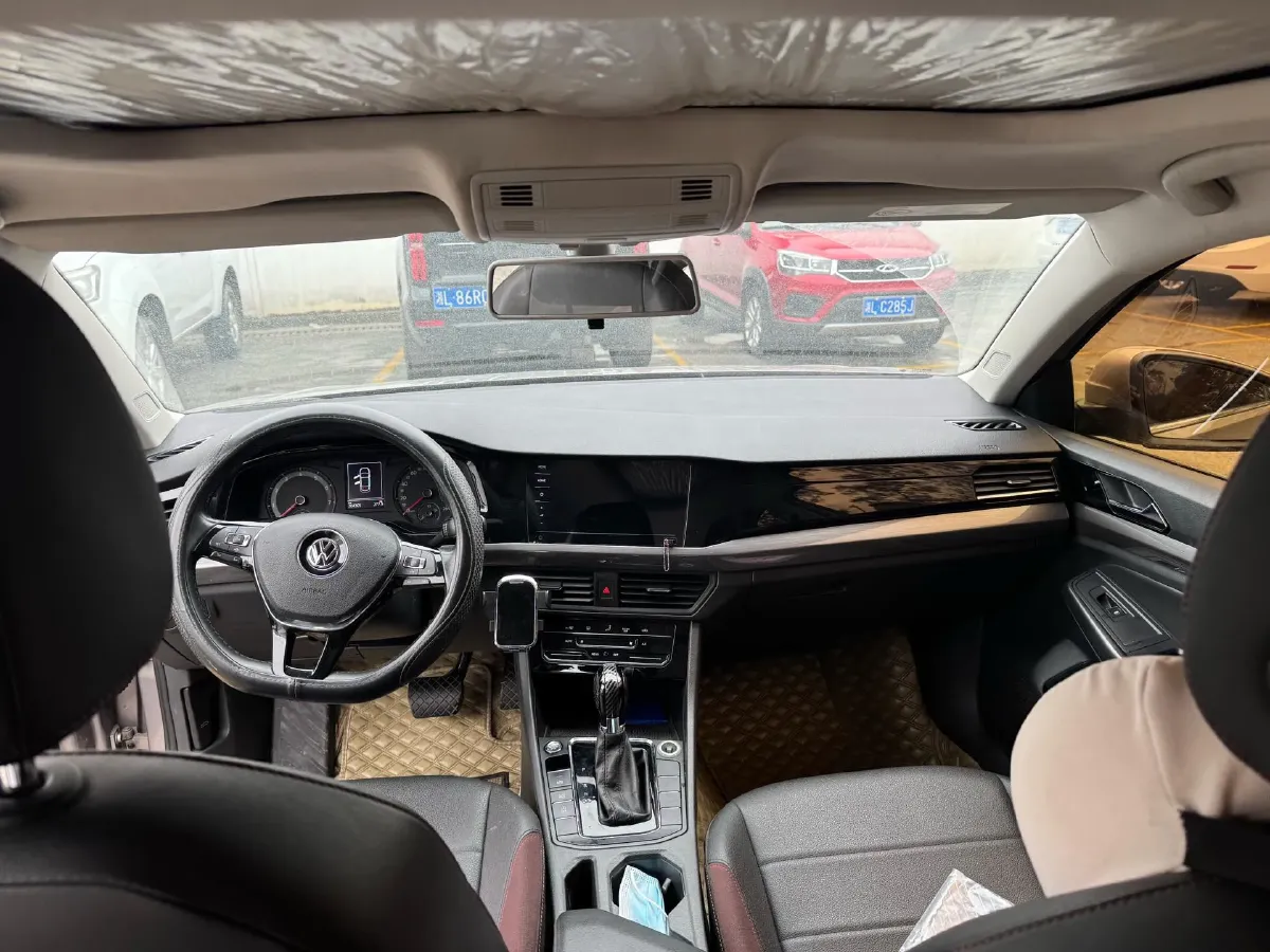 2020 Volkswagen Bora 1.5L 113HP L4 6AT,autocango,china used car exporter,china ev exporter,chinese used car exporter,chinese used ev exporter