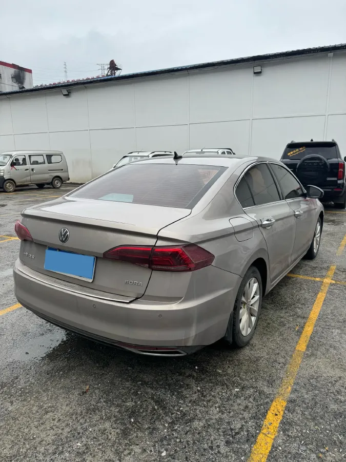 2020 Volkswagen Bora 1.5L 113HP L4 6AT,autocango,china used car exporter,china ev exporter,chinese used car exporter,chinese used ev exporter